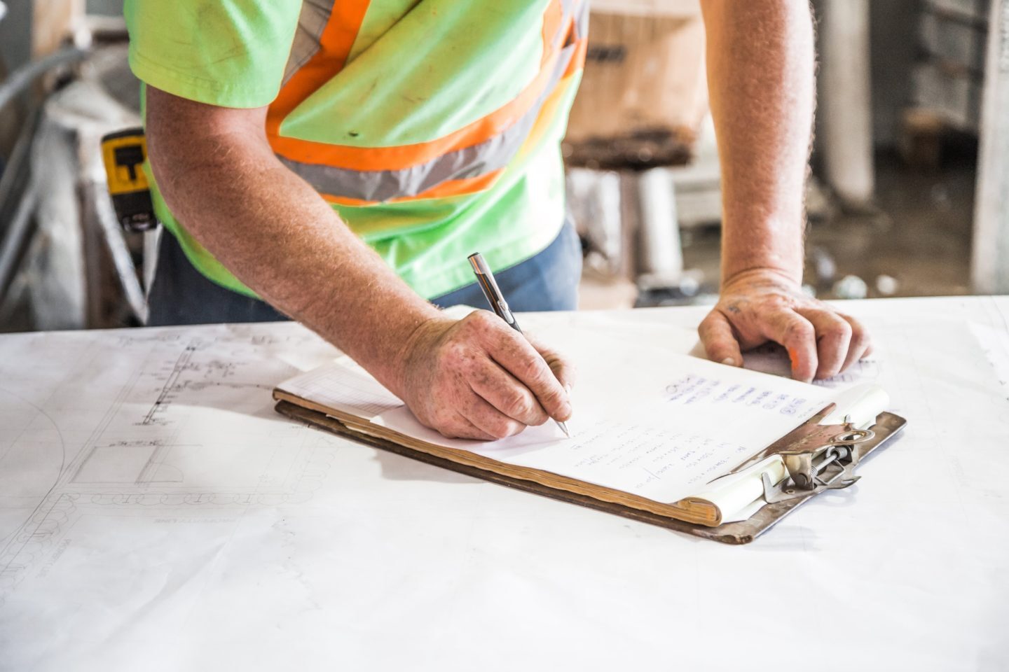 Why Subcontractors Need to Talk About Slow Payments with General Contractors